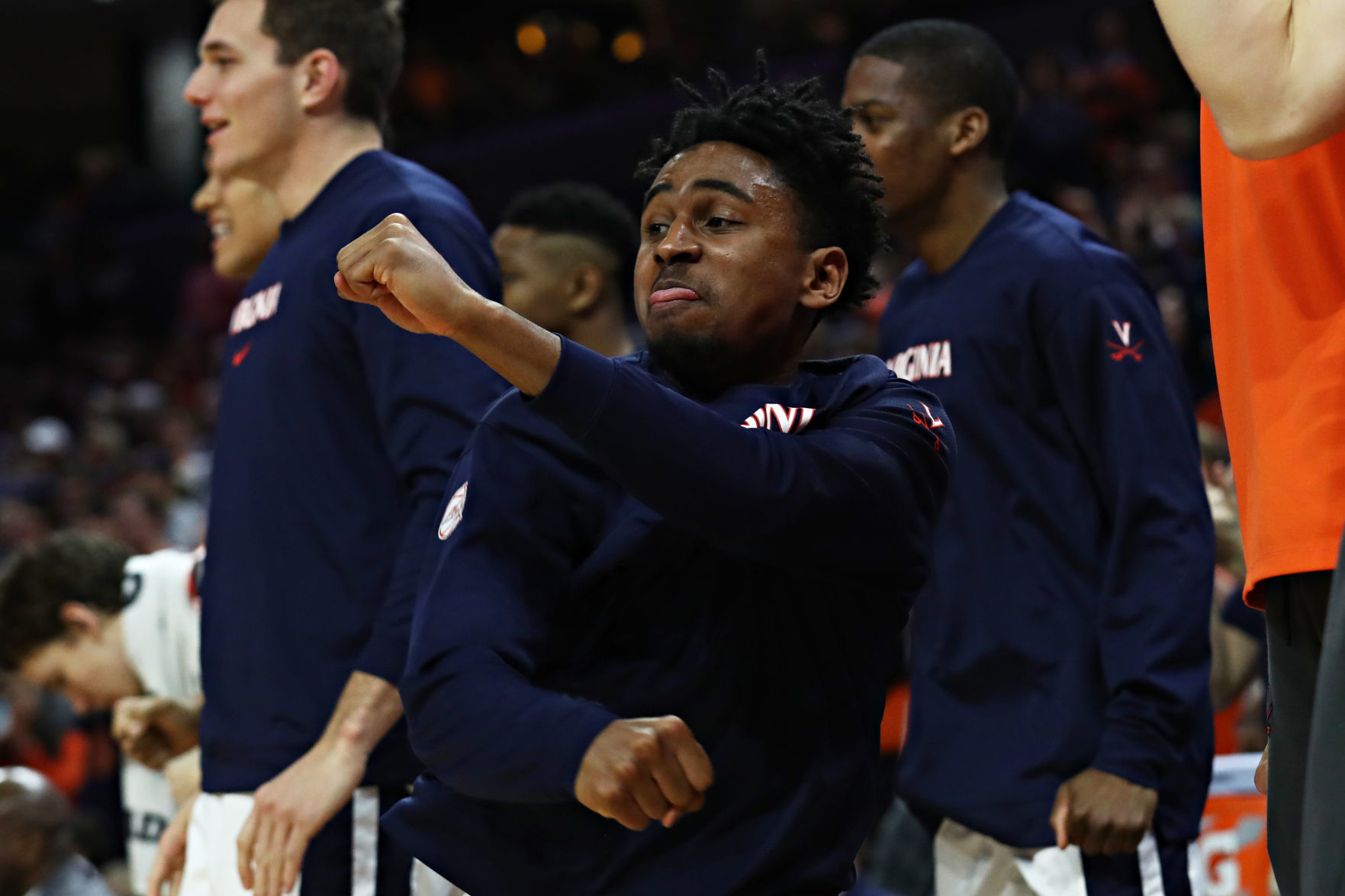 20200111_cdp_sports_uvahoops70.JPG